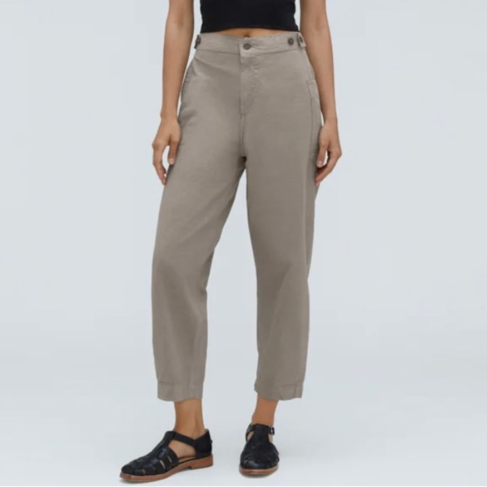 NWT Everlane fatigue Barrel pants! Size 16 in clay.